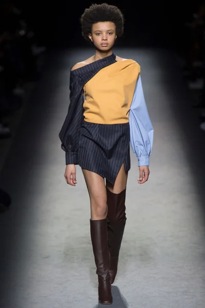 Look 20